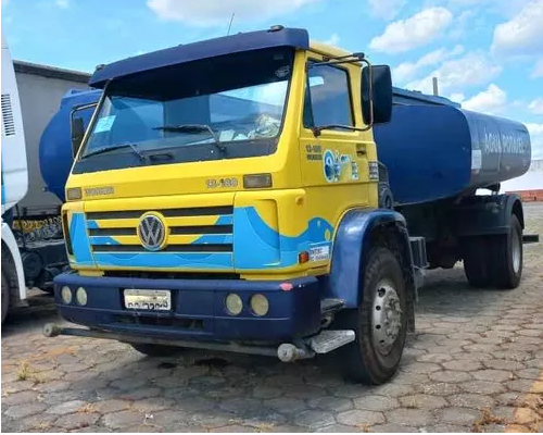 VOLKSWAGEN  13.180 TANQUE PIPA